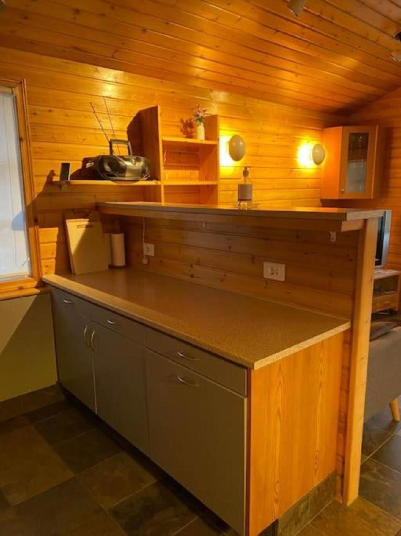 Cozy 2 Bedroom Cottage With Hot Tub Akureyri Luaran gambar